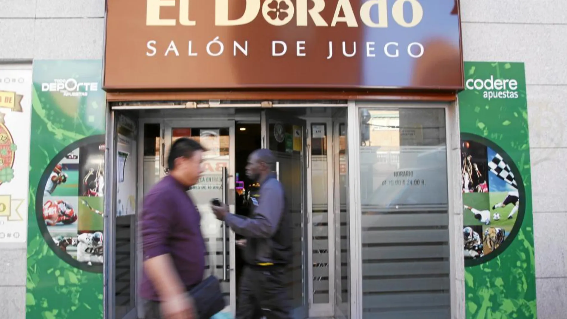 El Dorado, en la calle Pedro Laborde (Puente de Vallecas), fue uno de los objetivos de los tres atracadores.