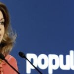 María Dolores de Cospedal, en la rueda de prensa que ha ofrecido esta tarde, en la sede nacional del partido en Madrid