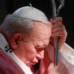 «Le pedí a Juan Pablo II que me ayudara, y salí sanada»