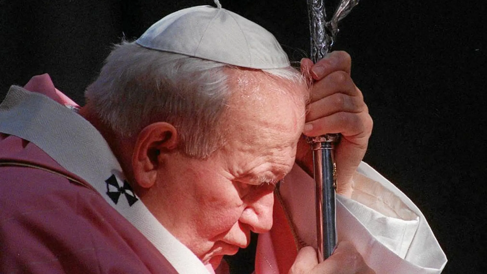 «Le pedí a Juan Pablo II que me ayudara, y salí sanada»