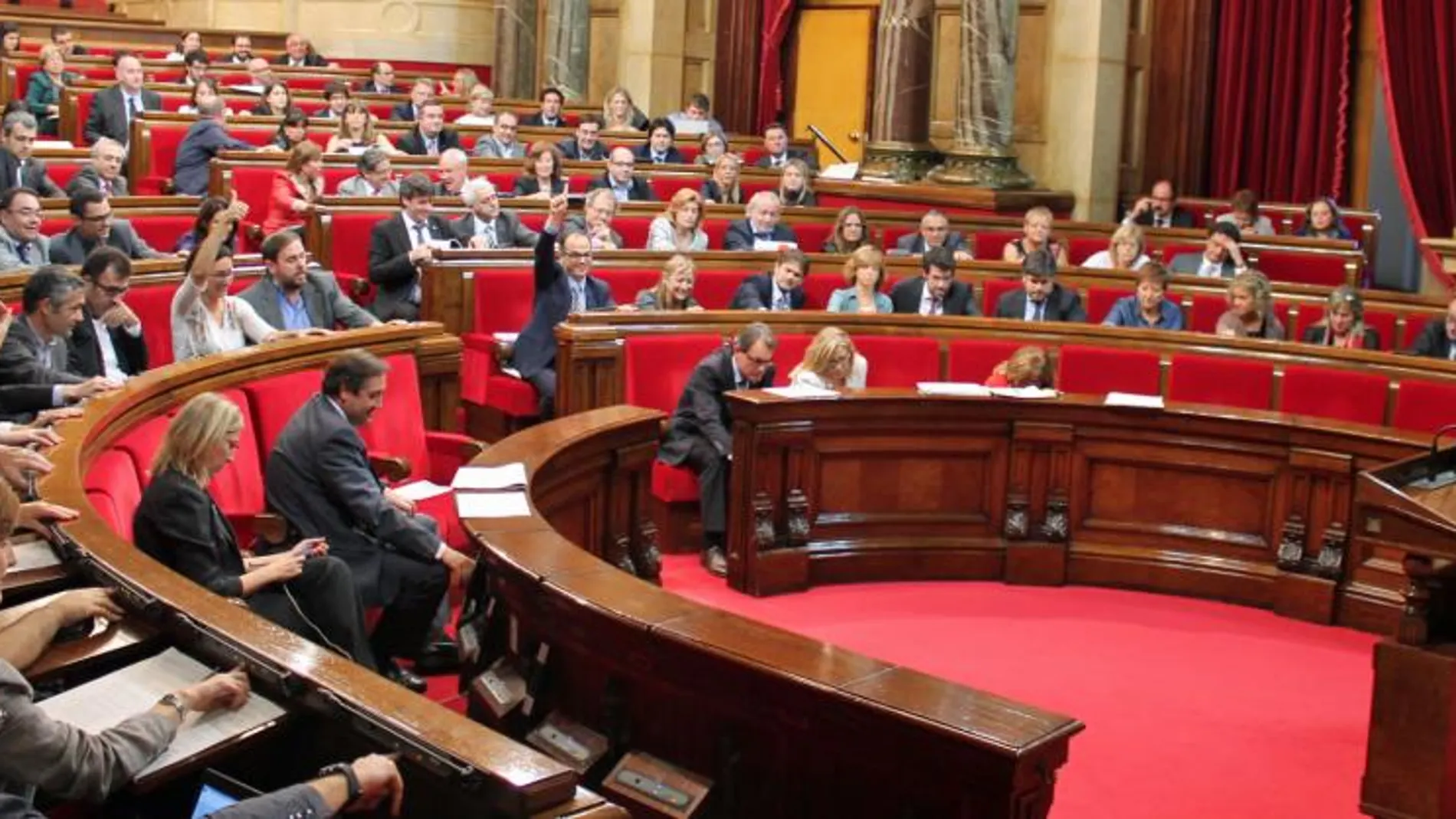 Un momento del debate de hoy en el Parlamento catalán