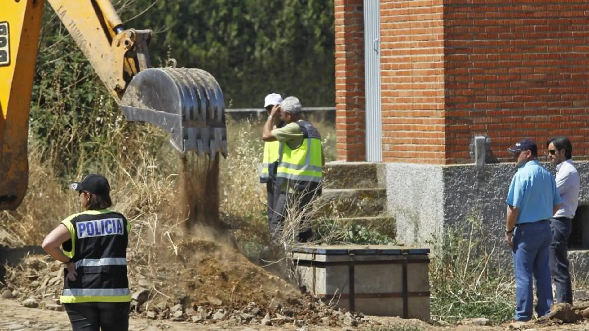 Labores de búsqueda del cuerpo de Marta del Castillo en la finca Majaloba el pasado mes de junio