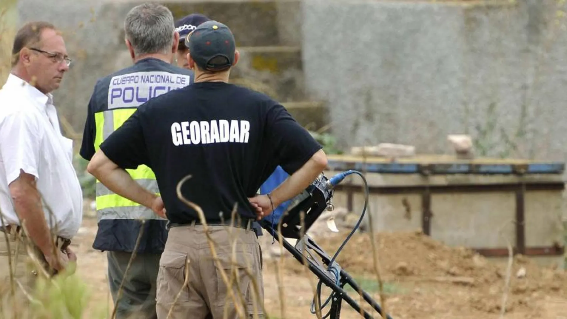 La Policía Nacional ha iniciado hoy la búsqueda con georradar del cuerpo de Marta del Castillo en la finca Majaloba, en La Rinconada (Sevilla)