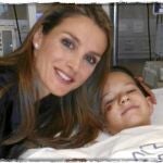 La Princesa Leticia visitó a Lucía en el hospital