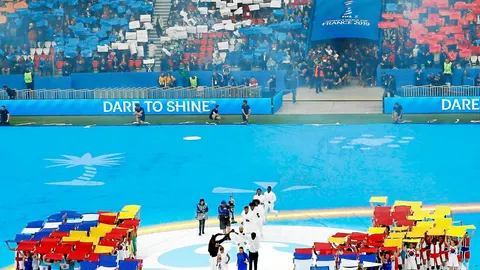 Un momento de la ceremonia de inauguración que se celebró ayer en París