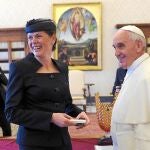 El Papa recibió ayer a la primera ministra eslovena, Alenka Bratusek