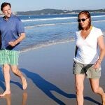 Pasear mucho, a veces hasta seis kilómetros, es una de las grandes aficiones del matrimonio
