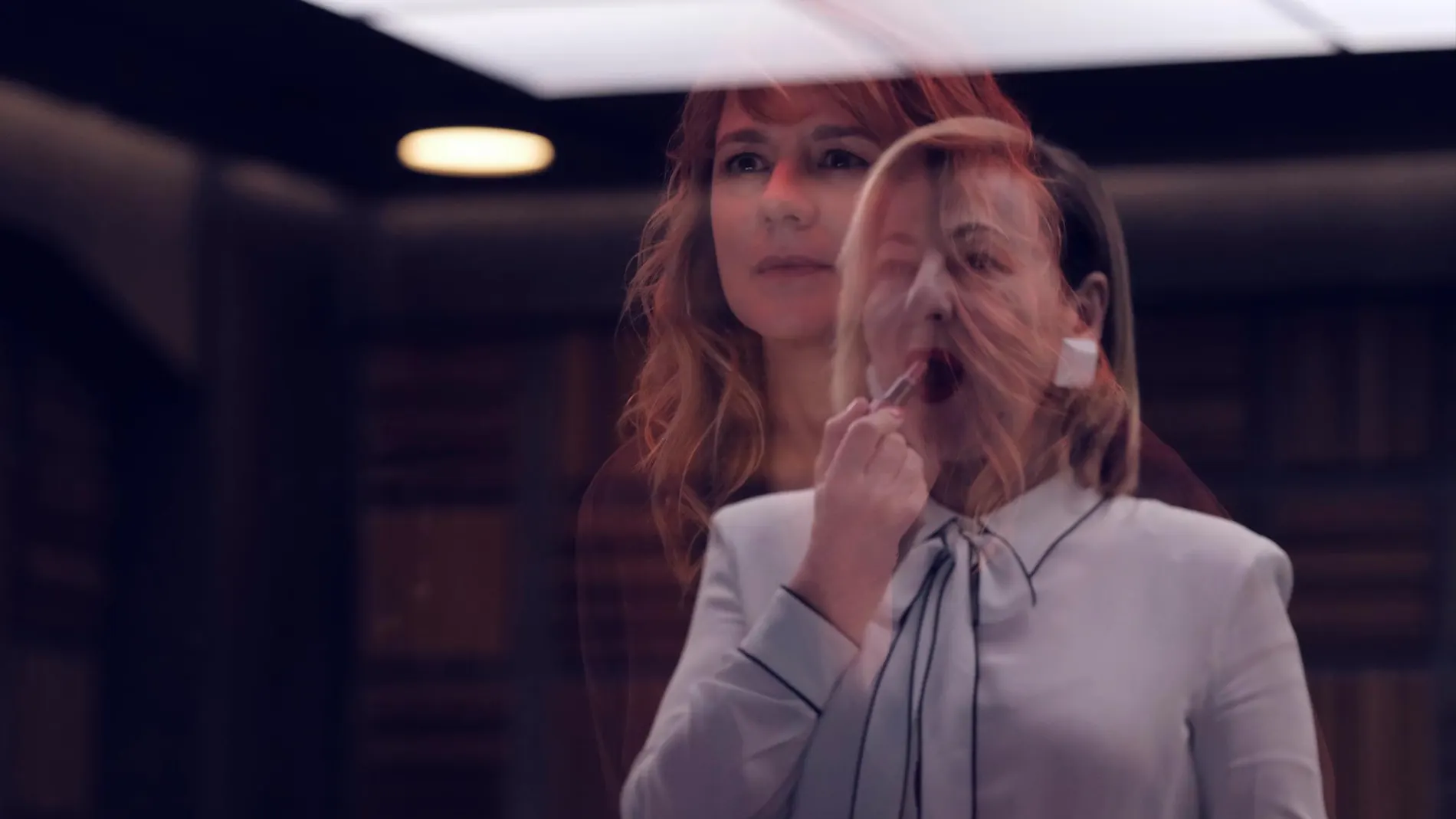 Carmen Machi y Emma Suárez en 'Criminal' / Foto: Netflix