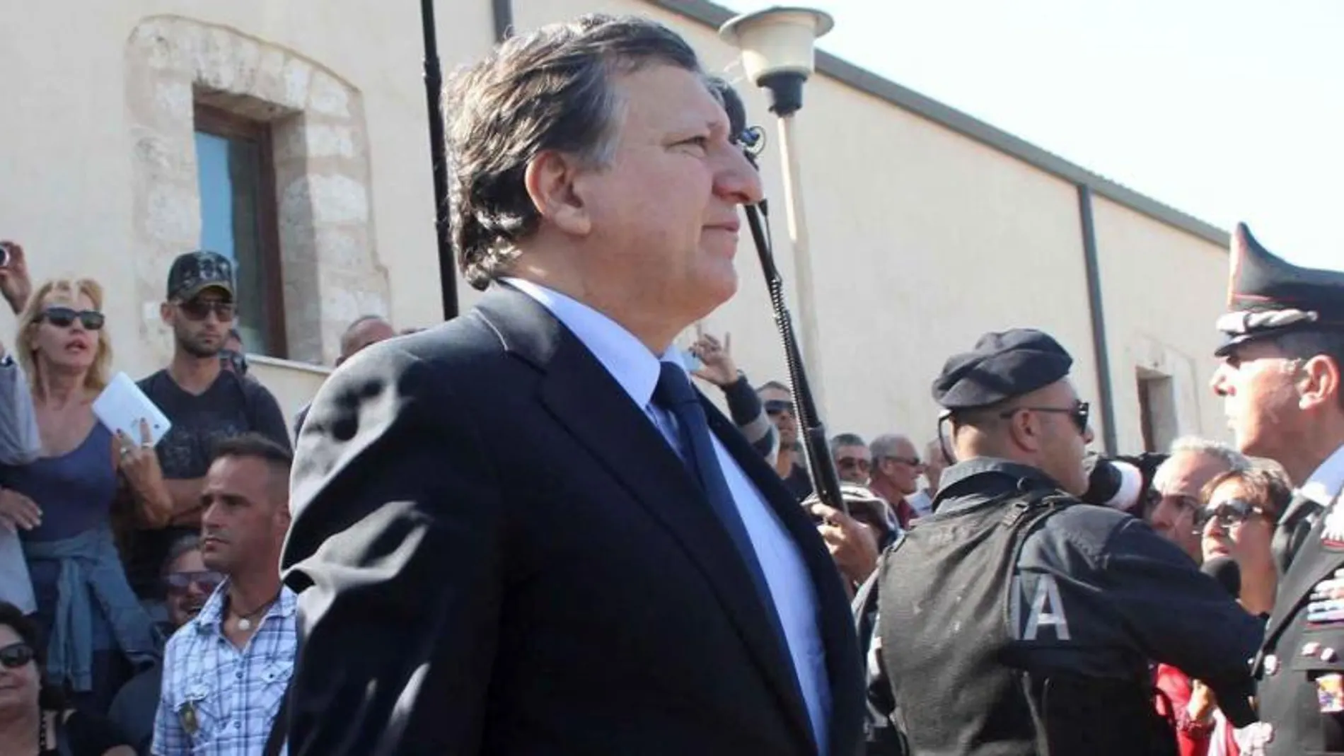 Jose Manuel Durao Barroso, a su llegada a Lampedusa.