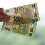 Billetes de 100 y 200 euros