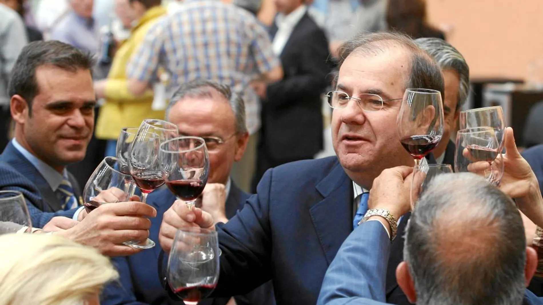 El presidente Herrera anima a exportar a empresarios del sector agroalimentario en uno de sus últimos encuestros