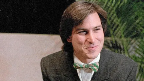 EL ALMA DE APPLE. Steve Jobs, cofundador de la multinacional, mantuvo una tumultuosa relación en los 70
