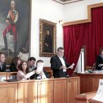 Pleno del Ayuntamiento de Portugalete, que ayer rechazó someter a votación el nombramiento del etarra Piriz como persona non grata