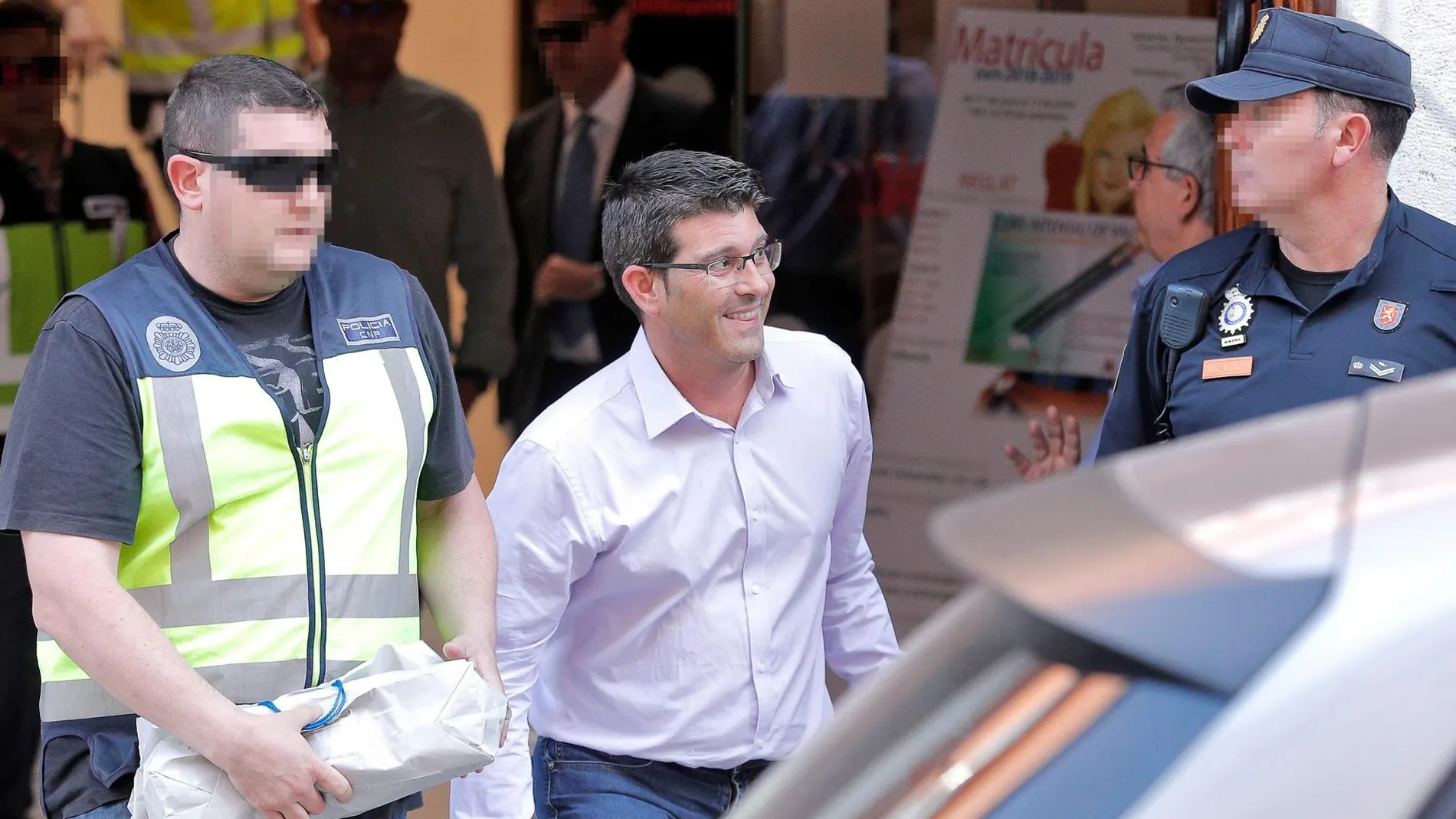 El alcalde de Ontinyent, Jorge Rodríguez, se vio obligado a dejar su cargo de presidente de la Diputación de Valencia, tras su detención e imputación en la operación Alquería