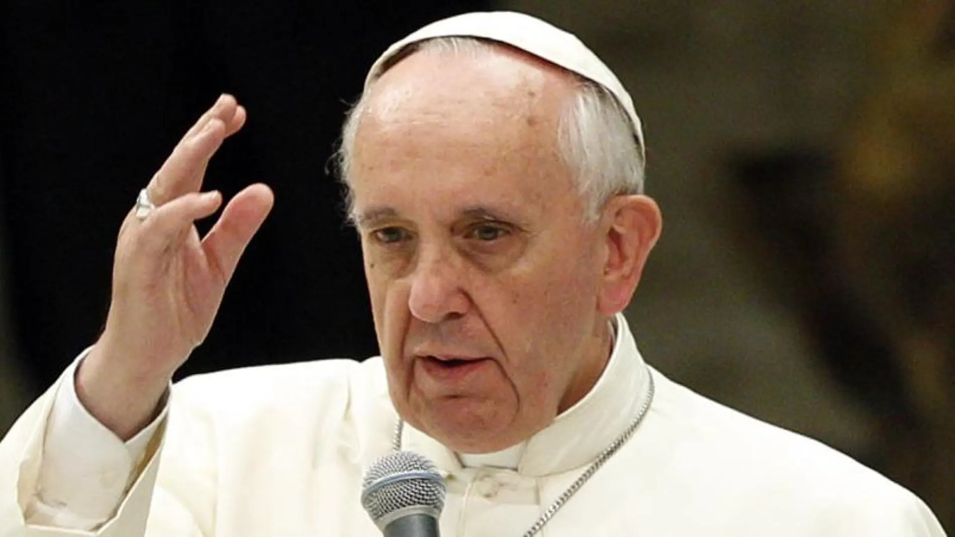 El Papa: «Quien dona a la Iglesia y roba al Estado es un falso cristiano»