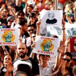 Manifestación en apoyo a Carmena frente al Ayuntamiento de Madrid