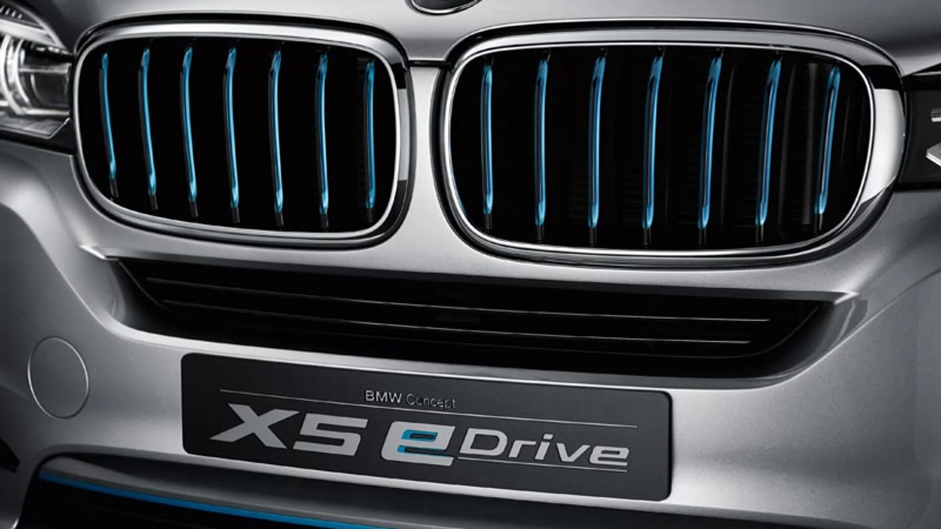 El X5 eDrive incluye un motor de cuatro cilindros y otro eléctrico.
