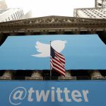 Twitter concluye su primera sesión bursátil con una subida del 73 por ciento