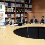 Reunión de la Ejecutiva de Galletas Gullón presidida por María Teresa Rodríguez