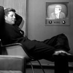 EN TIEMPO MORTAL. El mandato de Kennedy fue el primero que se ejerció en tiempo real, es decir, televisado. Él mismo era consciente de su telegenia e, ironías de la vida, su muerte también fue televisada.