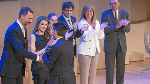 Los Príncipes, acompañados por varias autoridades como la ministra Ana Pastor, hicieron entrega de los premios, ayer en el auditorio de Girona