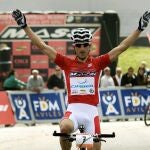 Fotografía de archivo del ciclista Iñaki Lejarreta, de 29 años que ha fallecido esta mañana en Iurreta (Vizcaya) tras ser arrollado por un turismo