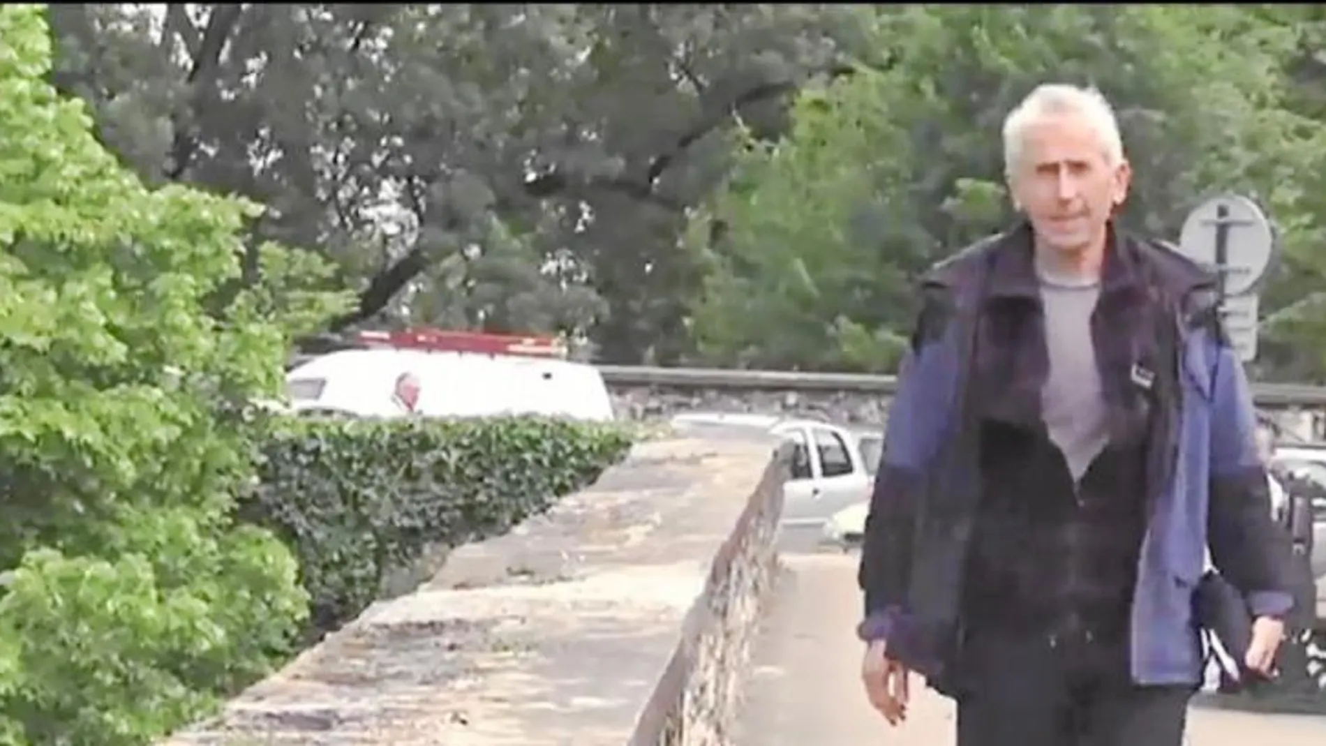Jokin Aranalde, uno de los integrantes del Colectivo de Exiliados Políticos Vascos, y reclamada por la Justicia se muestra en un vídeo paseando por el sur de Francia