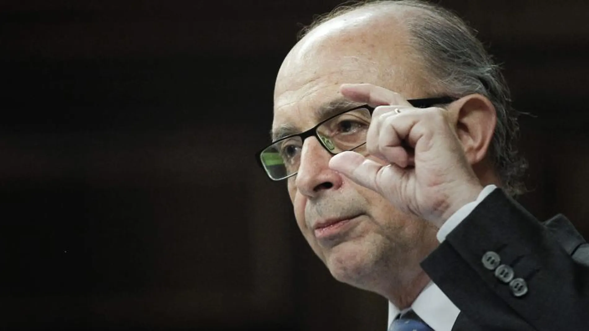 Cristóbal Montoro, durante su intervención en el pleno del Congreso que hoy debate y vota el techo de gasto para 2014