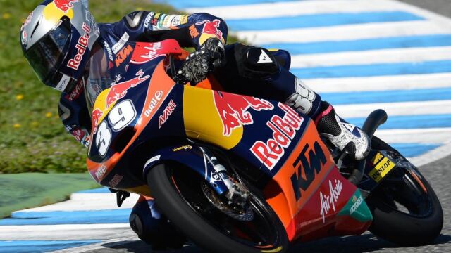 Salom, líder del mundial de Moto3