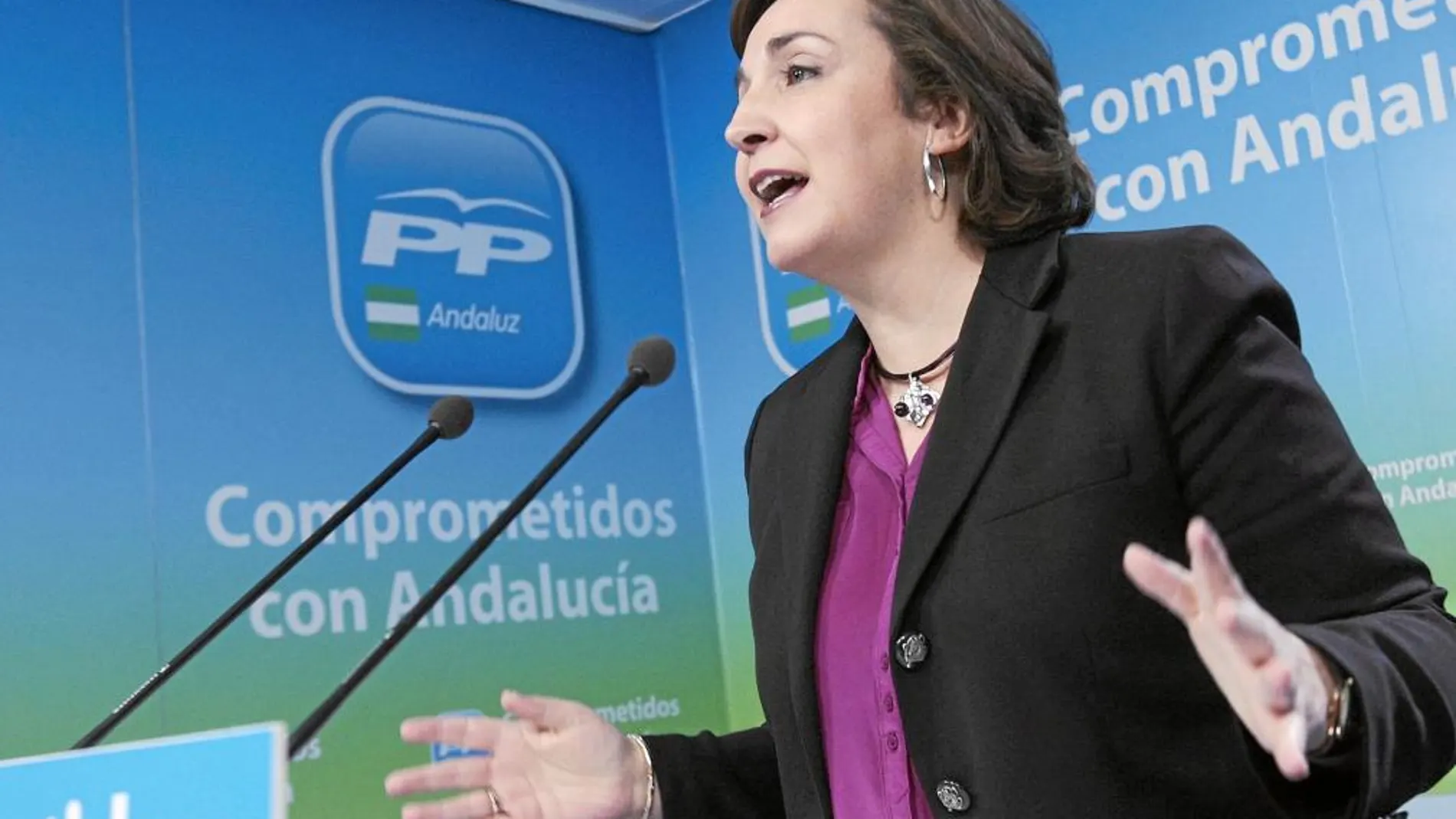 Ana María Corredera compareció ayer en la sede regional del PP-A