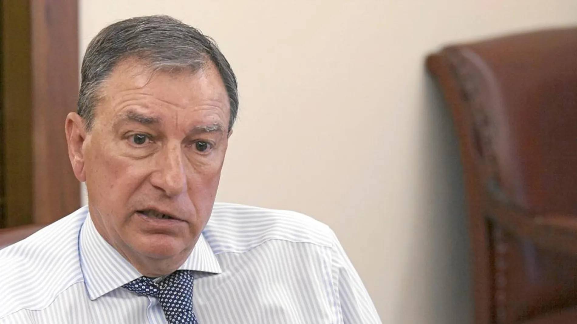 Juan José Mateos: «Ofreceremos cuantas plazas de maestro sean necesarias»
