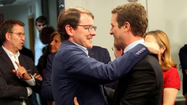 Pablo Casado felicita a Fernández Mañueco, por los resultados conseguidos en la elecciones autonómicas