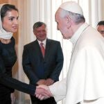 Rania, durante su visita al Papa Francisco