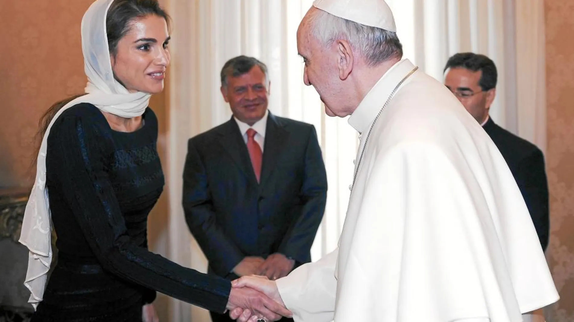 Rania, durante su visita al Papa Francisco