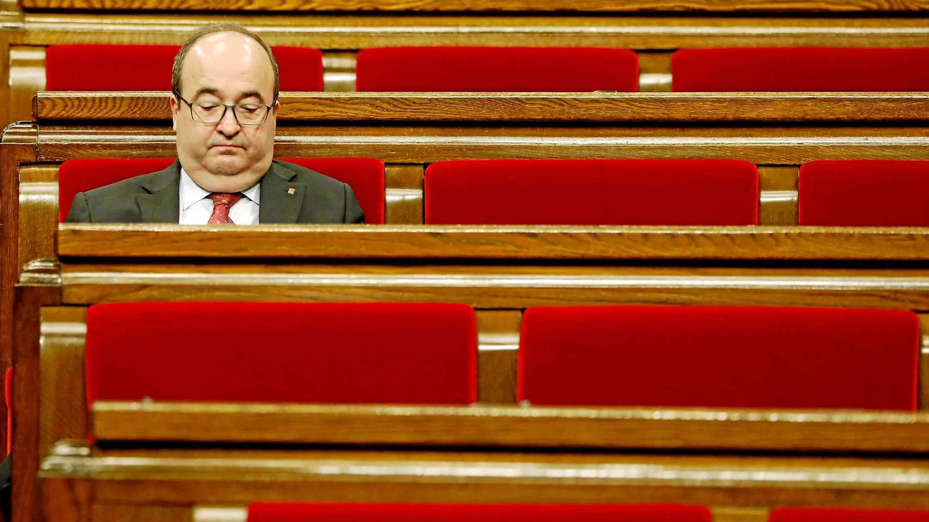 La designación como senador de Miquel Iceta, en la imagen en una sesión del Parlament, se vota este jueves en la Cámara catalana