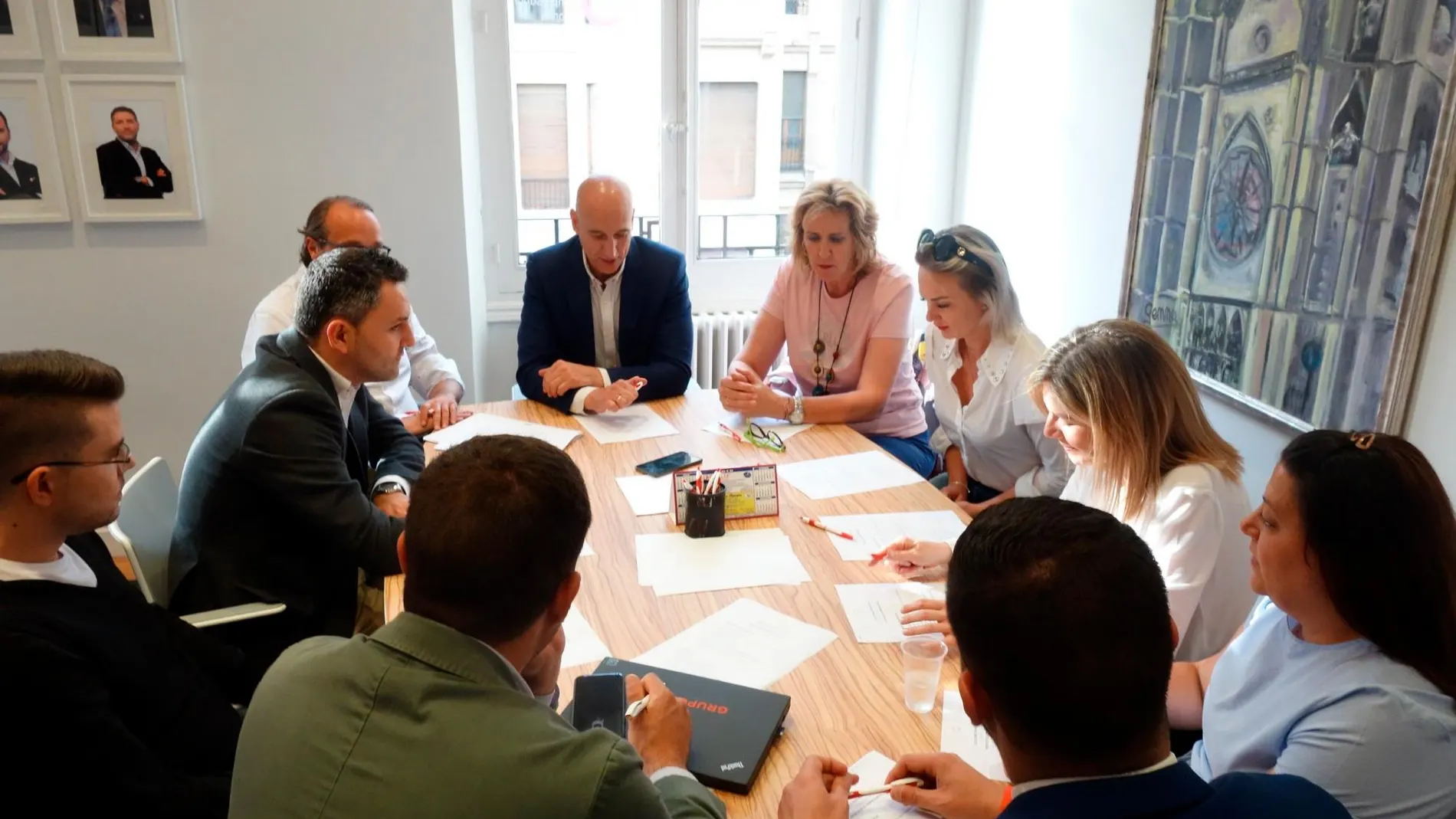 José Antonio Diez durante una reunión con jóvenes/Ep