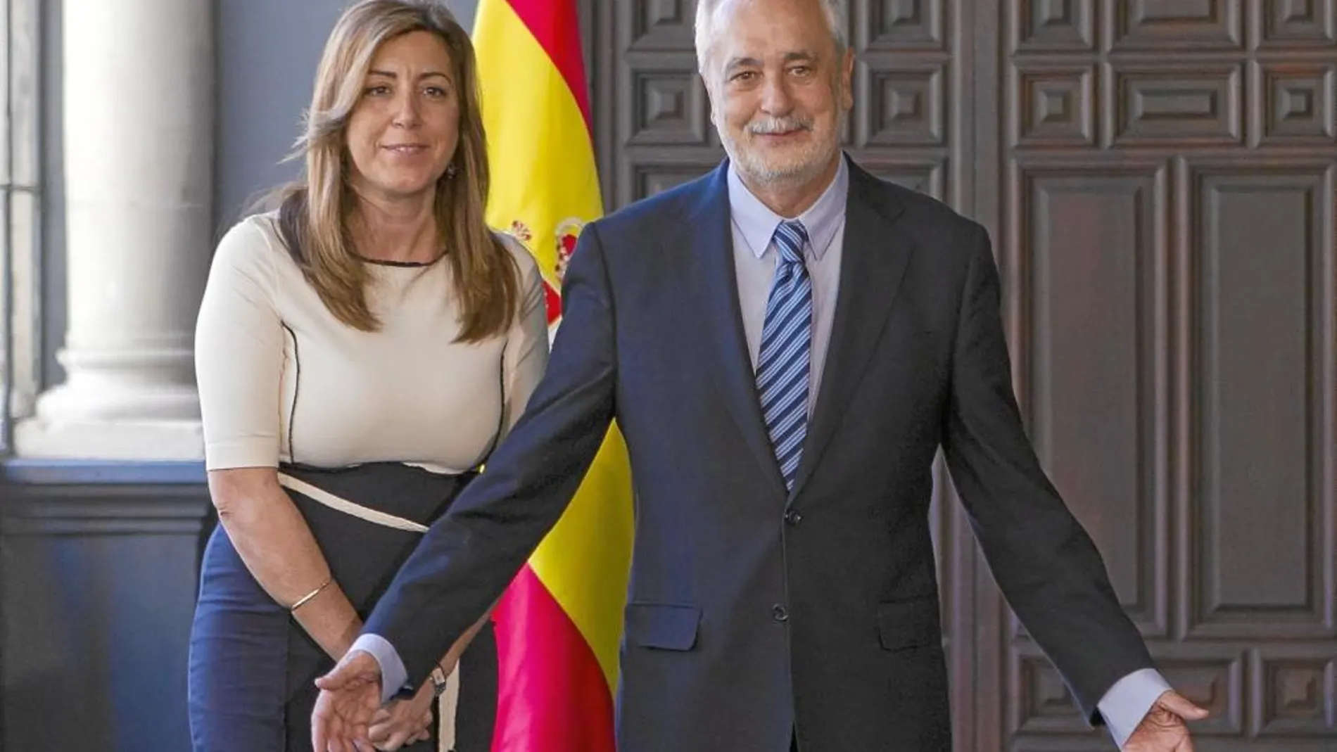 Susana Díaz tomará el relevo que le cede José Antonio Griñán en septiembre