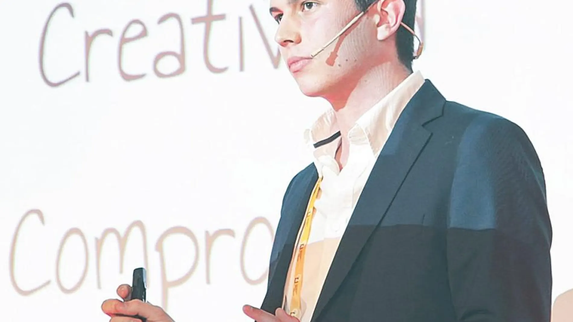 Javier Agüera, empresario de telefonía