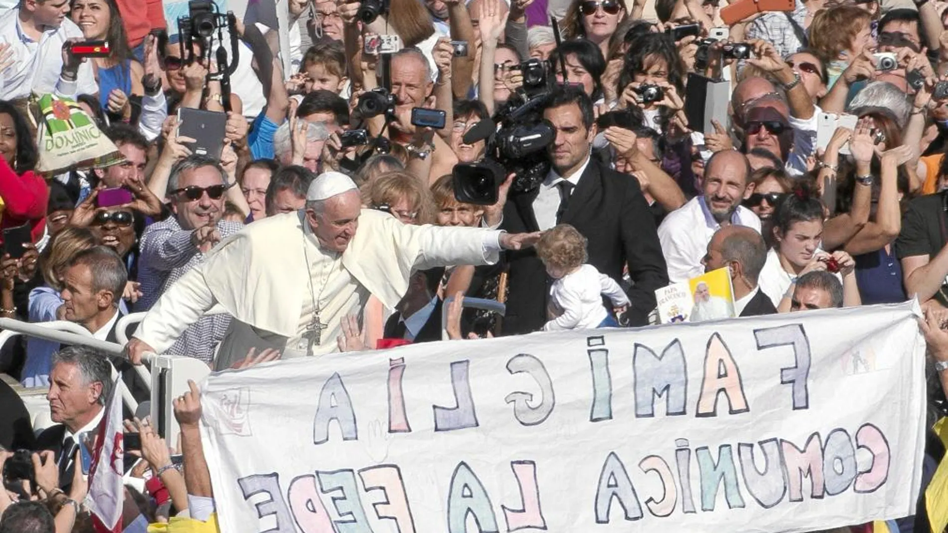 El Papa presidió la Misa por el Encuentro de las Familias en Roma, con ocasión del Año de la Fe