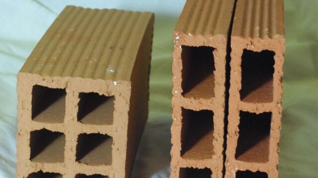 Crean un sistema para reutilizar los ladrillos de las demoliciones
