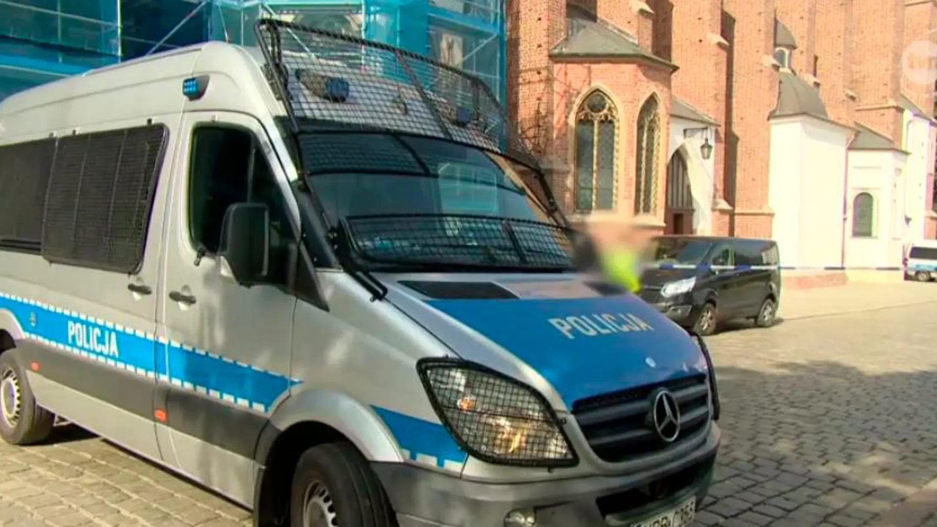 El sacerdote fue atacado con un cuchillo en su parroquia en Breslavia / Foto: tvn24.pl