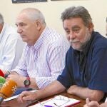 Francisco Carbonero (CC OO) y Francisco Fernández (UGT), en una reciente comparecencia