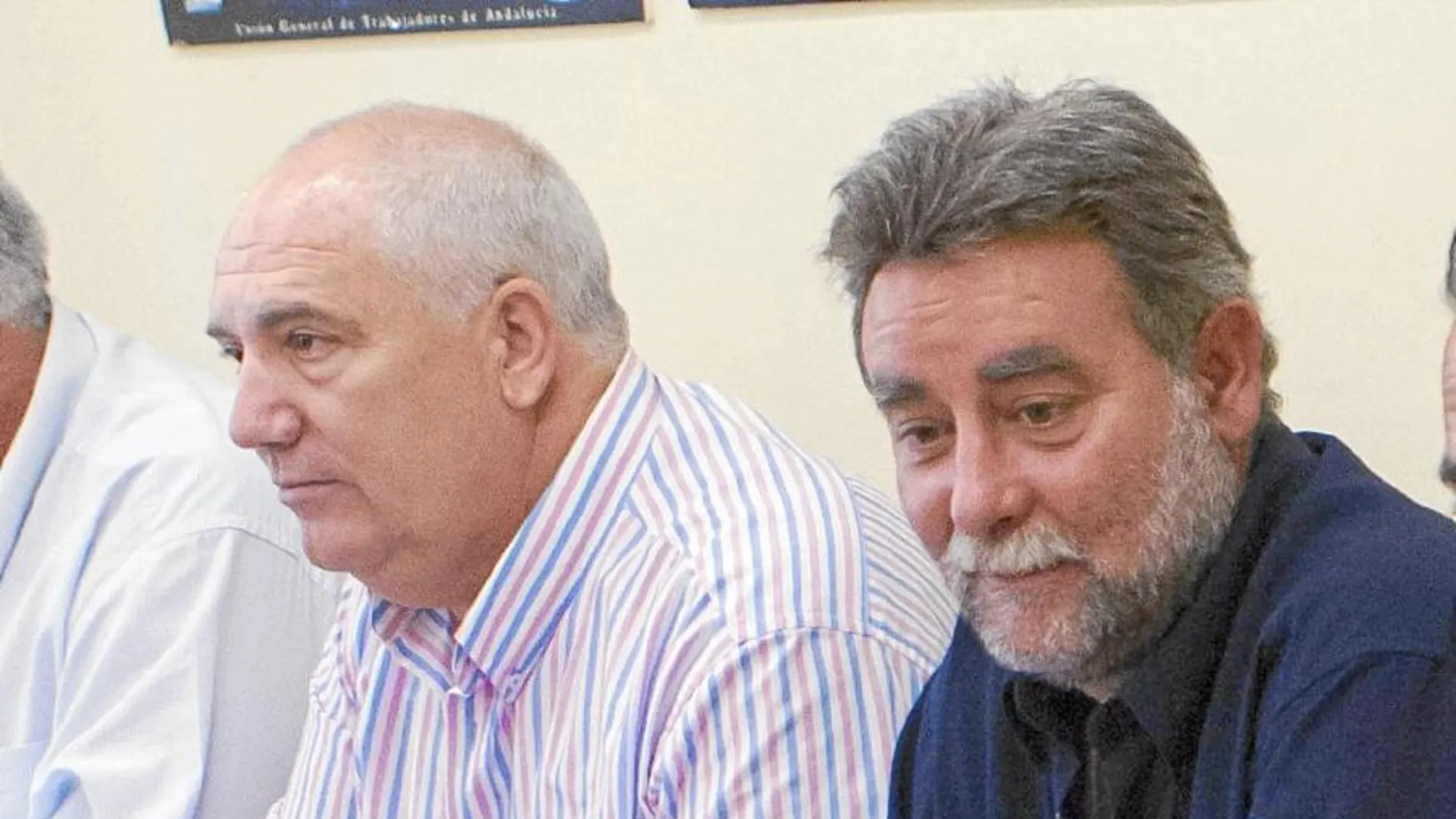 Francisco Carbonero (CC OO) y Francisco Fernández (UGT), en una reciente comparecencia