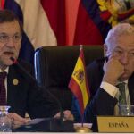 El presidente del Gobierno, Mariano Rajoy , durante su intervención hoy en la sesión plenaria de la XXIII Cumbre Iberoamericana de jefes de Estado y de Gobierno que se celebra en Panamá.
