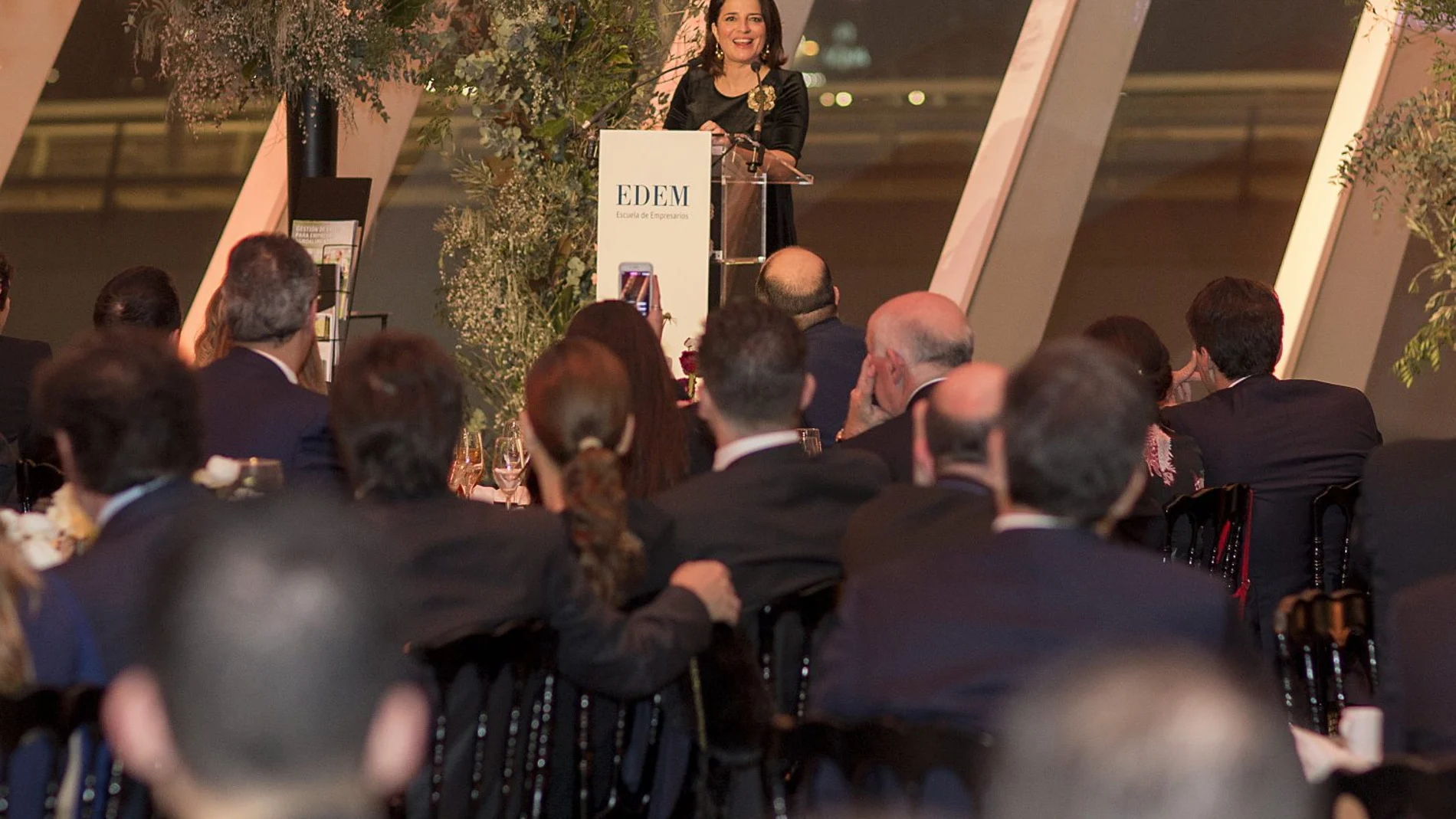 Hortensia Roig destacó la importancia del «networking» porque compartir experiencias «te hace crecer»