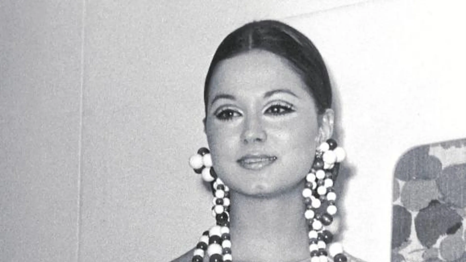 La esposa de Miguel Boyer, durante una recepción en Madrid en los años sesenta