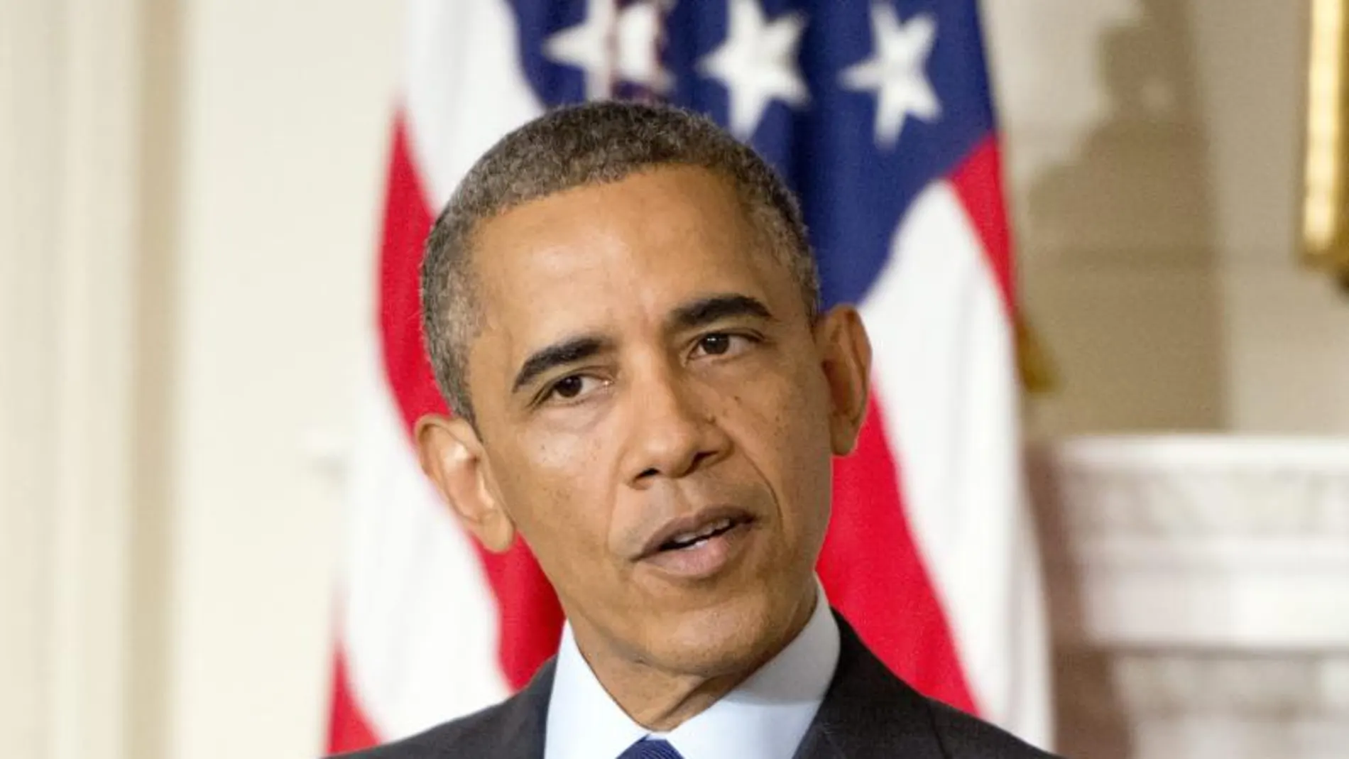 El presidente estadounidense Barack Obama (i) da un discurso junto al director de la Oficina de Protección Financiera del Consumidor (CFPB) Richard Cordray (no en la imagen) durante un acto celebrado en la Casa Blanca, Washington, Estados Unidos hoy 17 de julio de 2013.