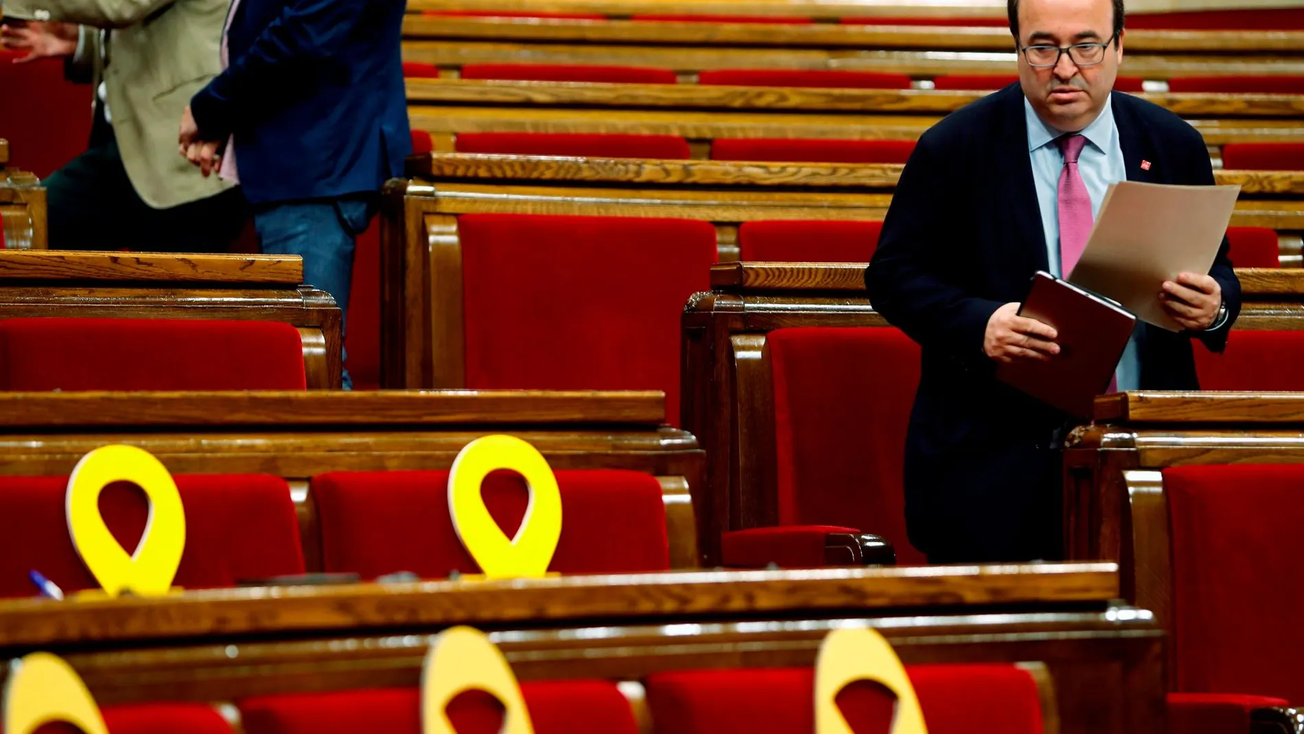 El primer secretario del PSC, Miquel Iceta, durante el pleno del Parlamento de Cataluña donde este jueves se ha votado la propuesta de su designación como senador autonómico