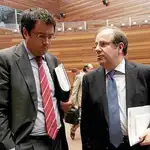  El PP y el PSOE forjan una alianza en favor del empleo en Castilla y León