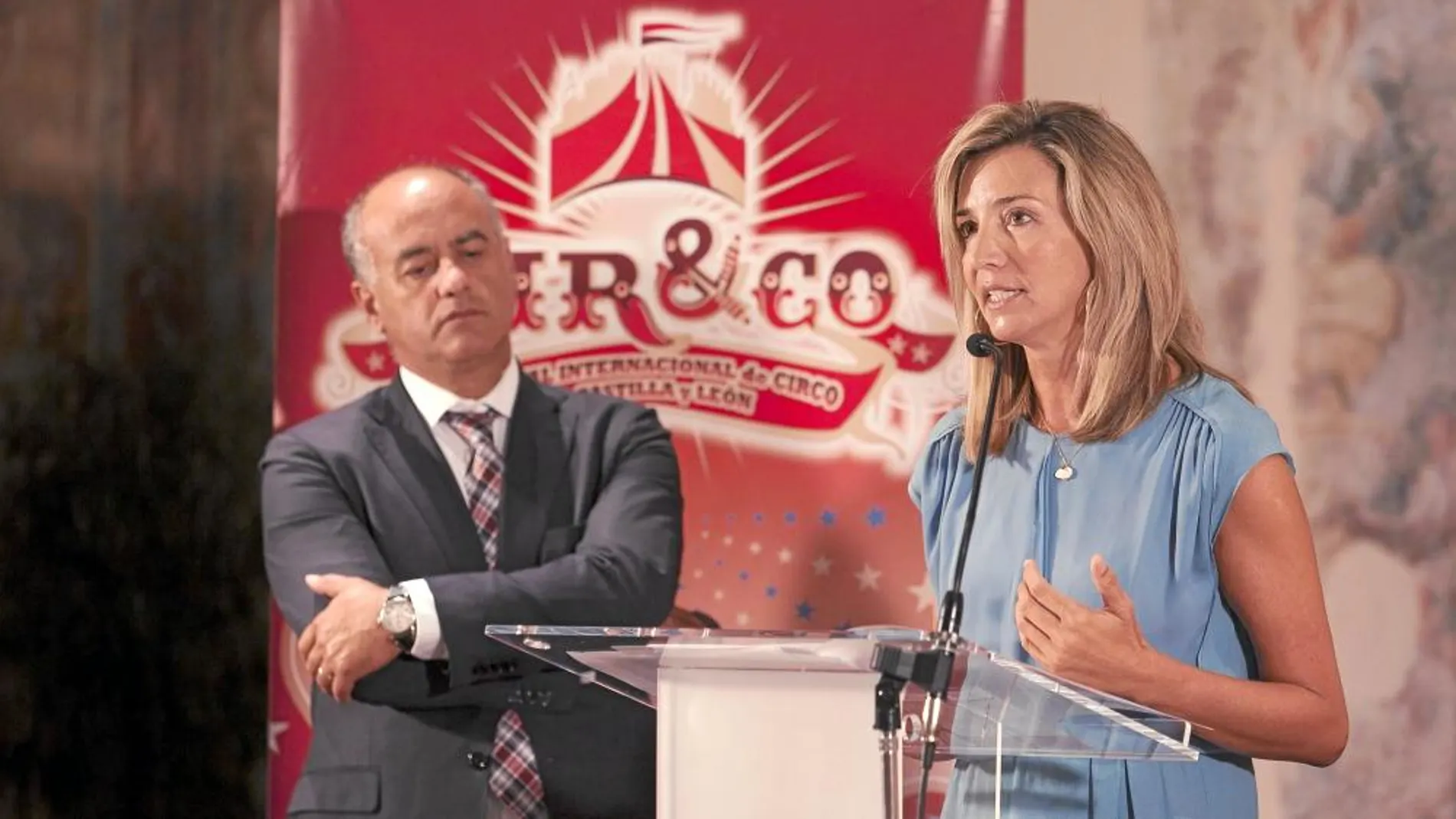La consejera de Cultura y Turismo, Alicia García, presenta el Festival Internacional del Circo de Castilla y León, en presencia del alcalde de Ávila, Miguel Ángel García Nieto